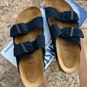 Birkenstock Arizona black suede sandals